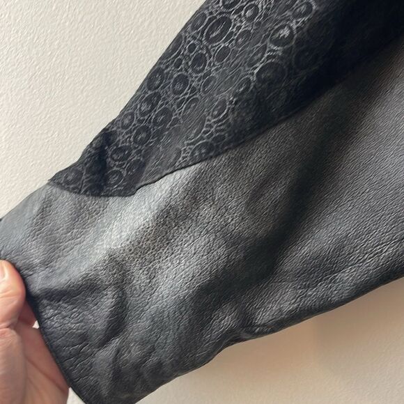 Vintage 90s Ladies Black Leather Trench Coat Full Length Long Large 80s Mob Wife - Picture 4 of 14